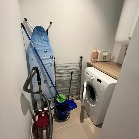 Cozy With Pools In Mar * 滨海帕尔姆